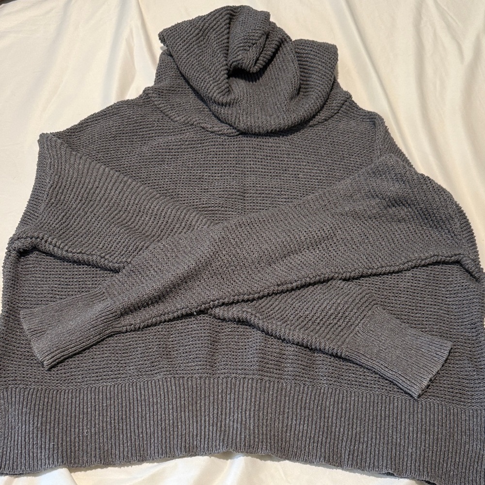All in Motion Heather Gray Hooded Cropped Sweater